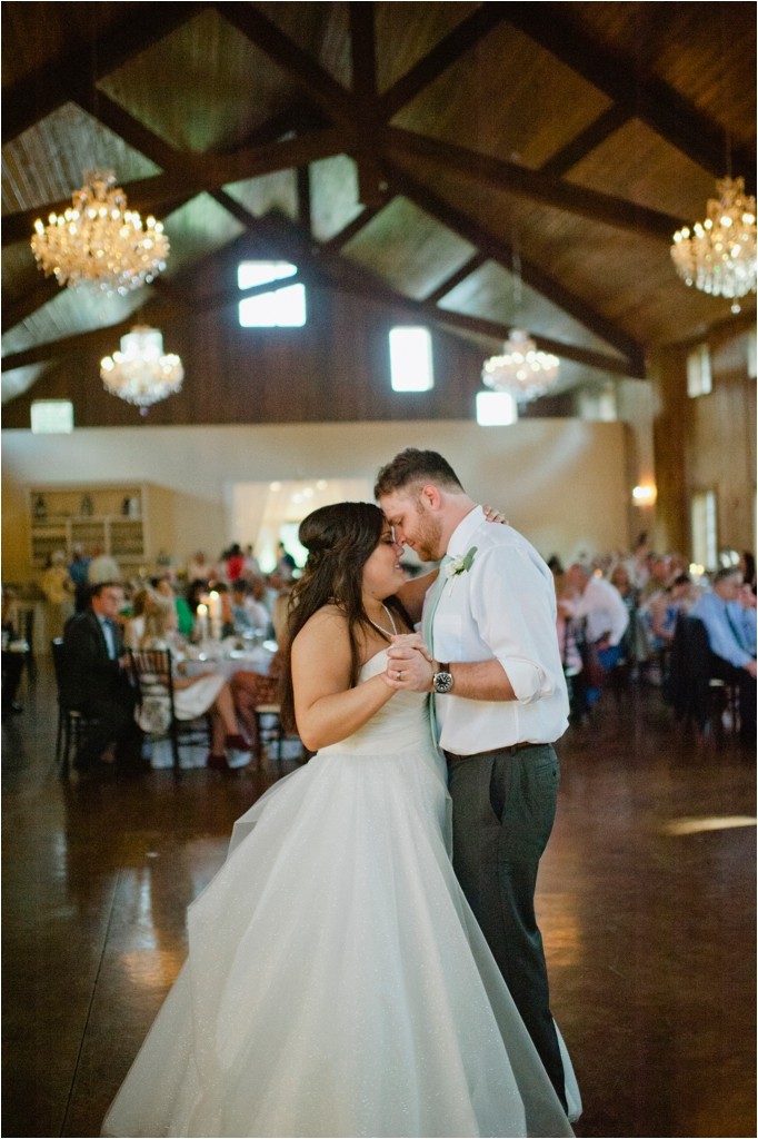 Erika and Ben Wedding Conroe Texas shabby chic carriage house summer outdoor_0035