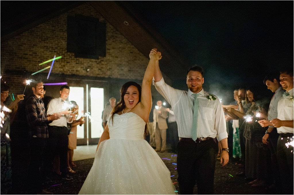 Erika and Ben Wedding Conroe Texas shabby chic carriage house summer outdoor_0043