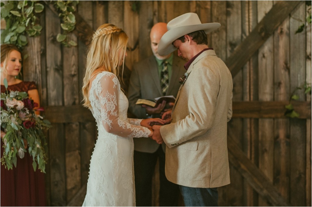 kelsey-and-cole-rustic-chic-wedding-austin-texas-lace-dress-bohemian-bouquet-cowboy-boots-barn-reception_0050